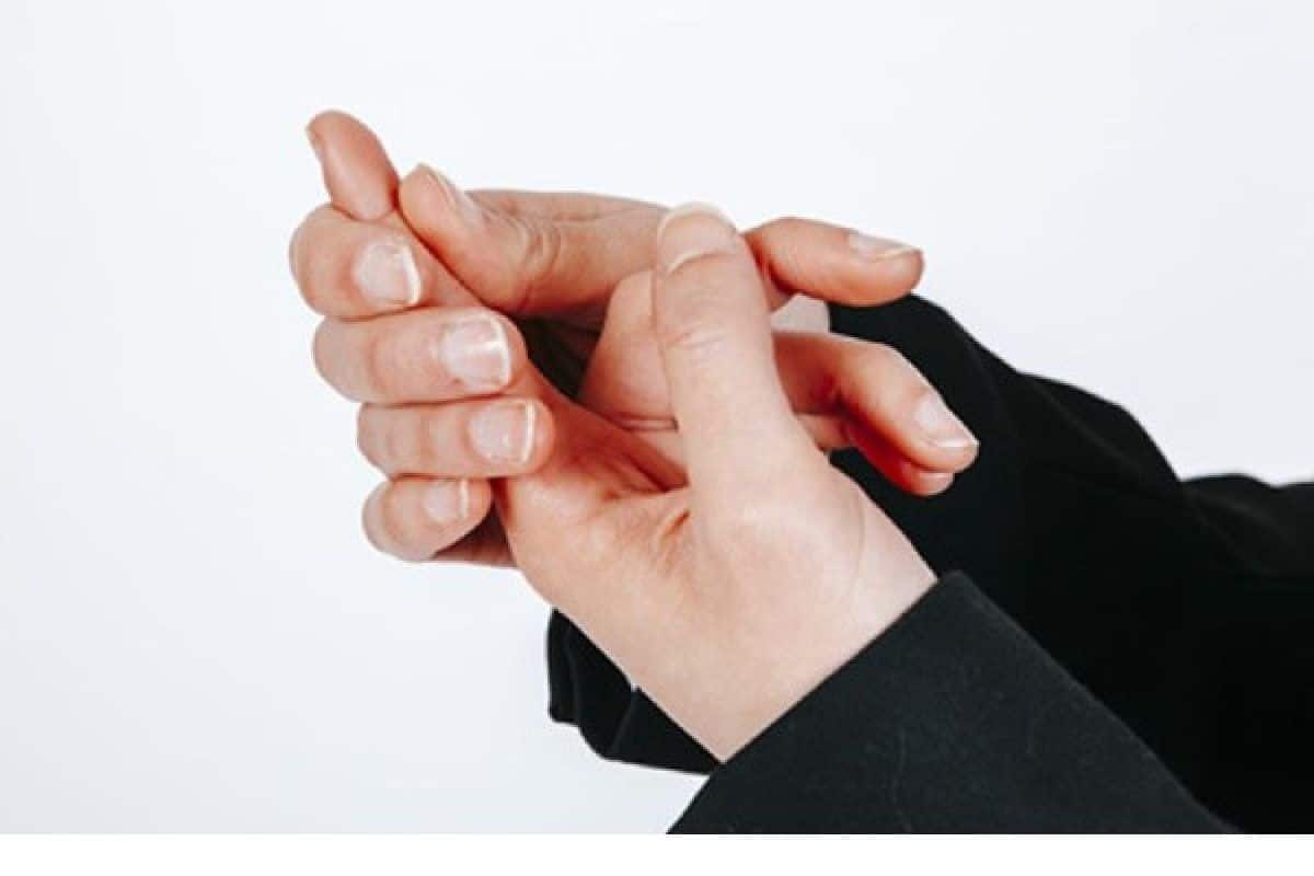 Dolor en las articulaciones de los dedos de las manos al despertar Dohuar